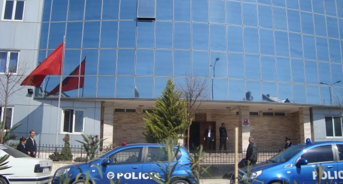 Vetëvritet me armë zjarri biznesmeni në Kamzë, policia jep detaje