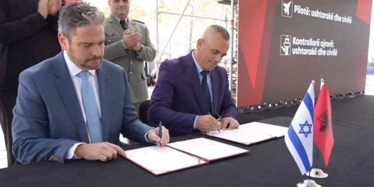 Rithemelohet shkolla e Aviacionit në Vlorë, nënshkruhet memorandumi i bashkëpunimit