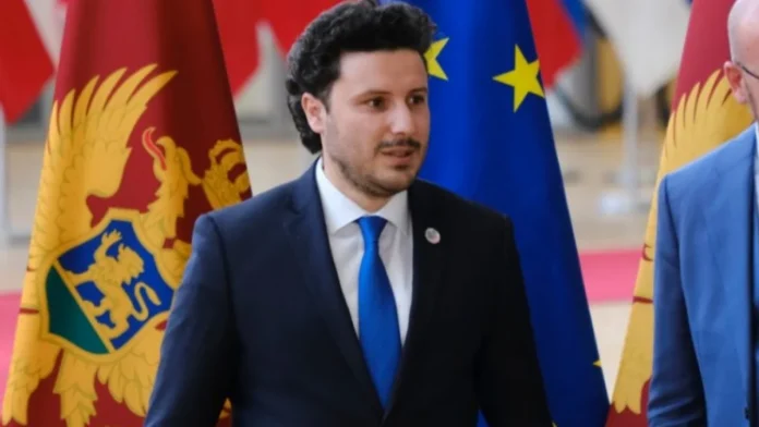 “Qeveria do të zhdukë shqiptarët”, Abazoviç për A2: Ja cilat do të jenë përpjekjet tona