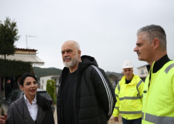 Rama dhe Balluku inspektim në rrugën Ndroq-Plepa: Do të jetë një aks me profil turistik