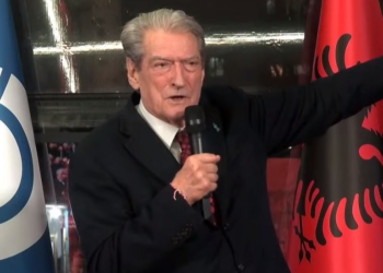 Berisha nga Kruja: Ju kanë lënë pa ujë dhe pa rrugë! Unë do ju sjell ndryshimin e madh!