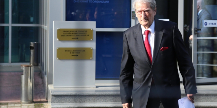 Berisha nesër në SPAK për masën e sigurisë “detyrim paraqitje”, PD u bën thirrje strukturave për mobilizim