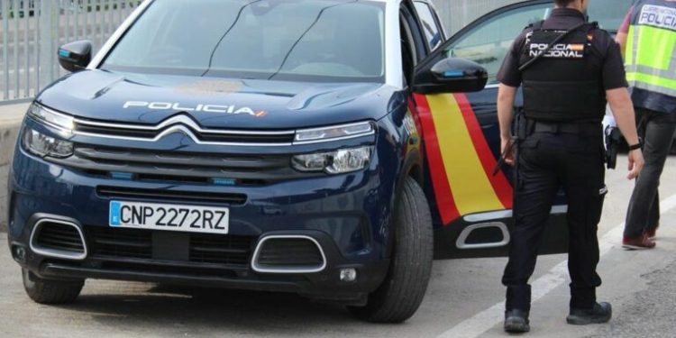 Kapet furgoni me 65 kg marijuanë, arrestohet shqiptari në Spanjë