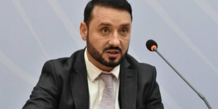 Drejtori i AMP-së u pezullua për shpërdorim detyre, Gjykata e Tiranës heq masën ndaj tij