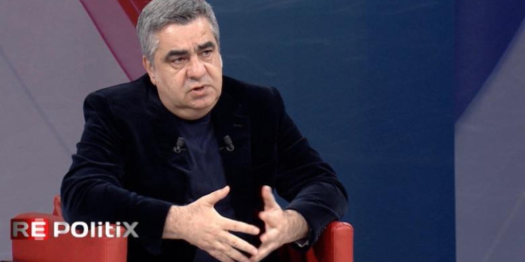 Zotimet e PD për pensionet, Gonxhja: Premtime prej Nastradini, se di me kë i ka bërë llogaritë Berisha