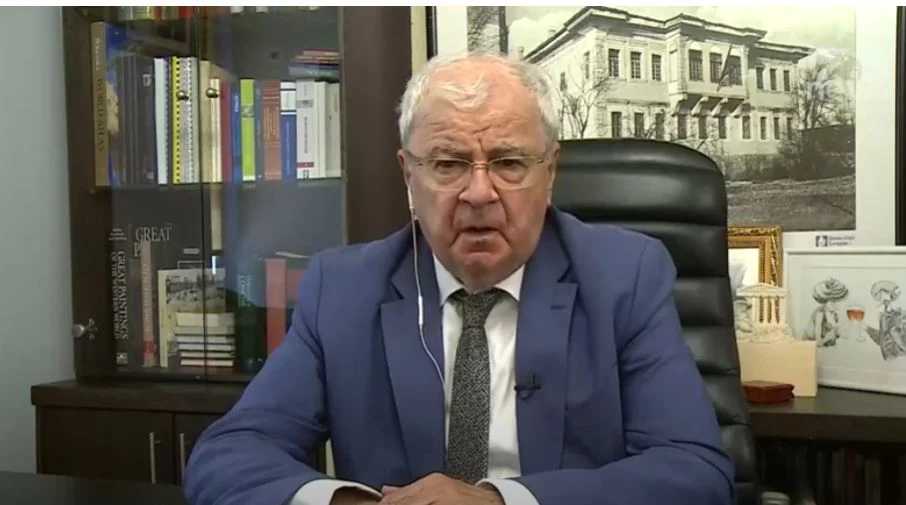 “LaCivita po paguhet sa ‘frengu pulën’!”, Ngjela: A e shpëton dot një amerikan normal Berishën nga ‘non grata’ në SHBA?!