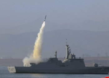 Lëshohen raketat e para, “Kim Jong Un show” me luftanije 5 mijë tonëshe: Gati armët bërthamore