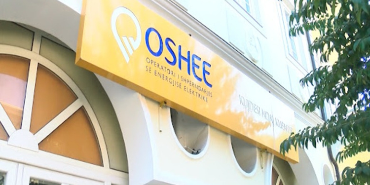 Bën për spital punonjësen e OSHEE, shpallet në kërkim 38-vjeçari në Tiranë