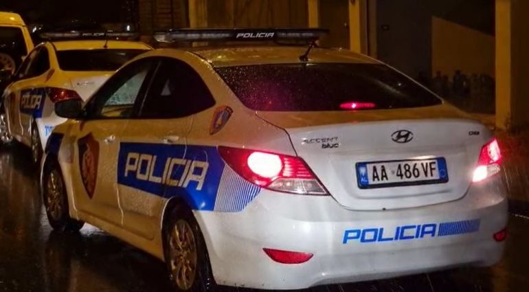 Sherri me sende të forta në Tiranë, policia jep detaje! Kush është 19-vjeçari i plagosur