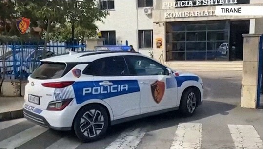 “Kishte hematoma!”/ Komiteti i Helsinkit denoncon: 14-vjeçari u arrestua pasi hodhi kapsolla, u dhunua nga policia