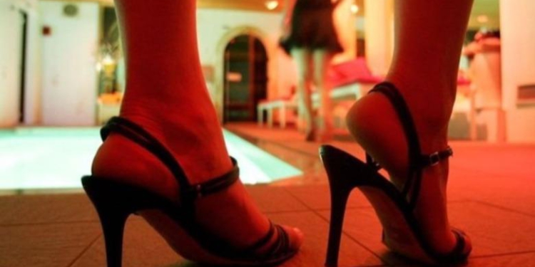 Zbulohet rrjeti i prostitucionit në Durrës, në hetim dy tutoret kineze! Grupi kriminal drejtohej nga Kina