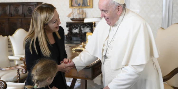 “Më tha qesh…”, Giorgia Meloni rrëfen bisedën e fundit me Papa Françeskun