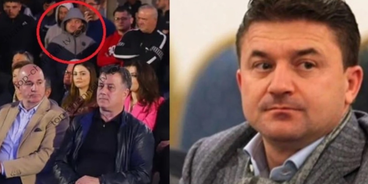 I veshur sport dhe me kapuç në kokë, ish-kryebashkiaku i PS Elvis Roshi merr pjesë në takimin e Berishës në Kavajë