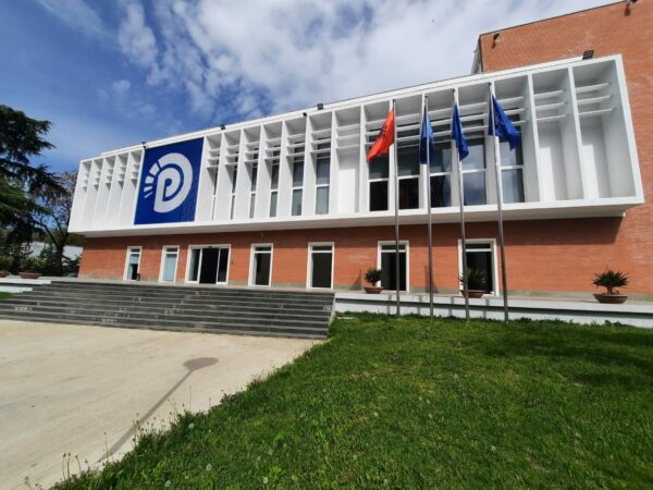 “Ishte në burg për 5 muaj, por nuk e deklaroi”,”/ PD kallëzon në Prokurorinë e Tiranës kandidatin e PS në Shkodër, Ervin Doda