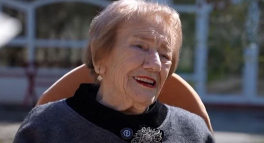 Tinka Kurti përfundon në azil: Tragjedi që erdha këtu, por ka njerëz të mrekullueshëm