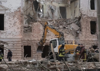 Pamje të frikshme! Momenti kur raketat balistike ruse godasin Ukrainën, sulmi la pas 34 të vrarë