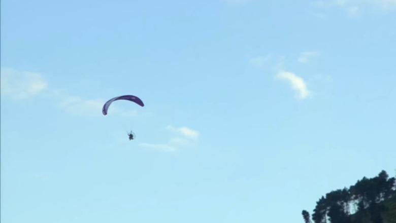 Balona kalon gjatë takimit të Ramës në Berat: Ky është Alketi Islami, që e sheh nga lart Shqipërinë prej vitit ‘91! Ai e di sa kemi ndryshuar