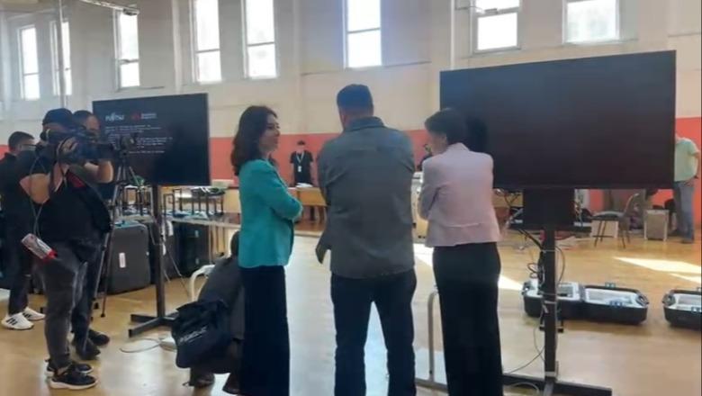 Pritet rezultati i votimit elektronik, Spiropali mbërrin në Vorë 