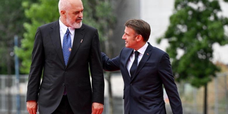 VIDEO / Rama pret Macron në Kryeministri, pritet të firmosen disa marrëveshje, merr pjesë edhe në Forumin Ekonomik