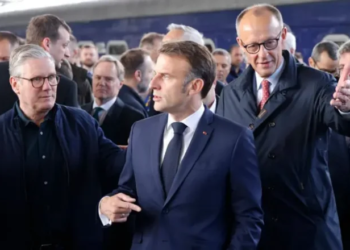 Starmer, Macron dhe Merz vizitë në Kiev: Bisedimet e paqes sa më shpejt të jetë e mundur