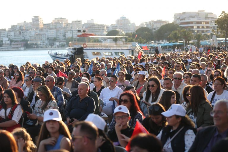Rama: Me pasaportën shqiptare të BE-së, anashkalojmë negociatat dypalëshe për njohjen e pensioneve me Greqinë