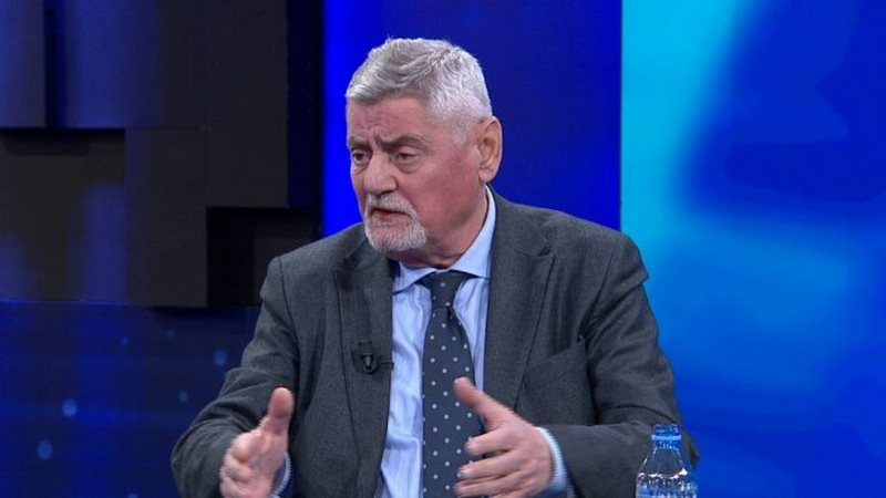 “Votoni ndryshe”/ ‘Djathtas për Zhvillim’ mbyll fushatën, Dash Shehi: Të krijojmë një Shqipëri të barabartë para ligjit dhe mundësive