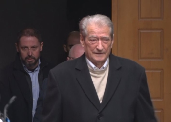 Vijon “cirku” me dosjen “Partizani”, GJKKO shtyn sërish seancën për Berishën, por e gjobit me 10 mijë lekë