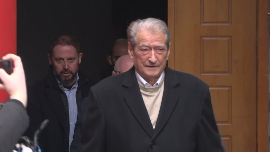 Vijon “cirku” me dosjen “Partizani”, GJKKO shtyn sërish seancën për Berishën, por e gjobit me 10 mijë lekë
