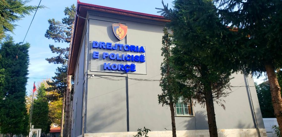 E mitura filmon dy të moshuar në momente intime, policia i procedon penalisht