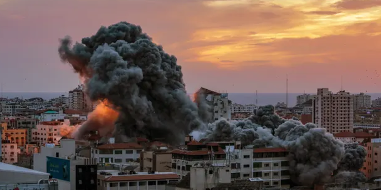 Hamasi konfirmon bisedime të reja për armëpushim në Gazë, ndërsa sulmet izraelit lënë pas mbi 140 viktima!
