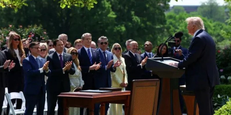 Trump emëron Waltz ambasador të SHBA-së në OKB, zbulon emrin e këshilltarit të sigurisë