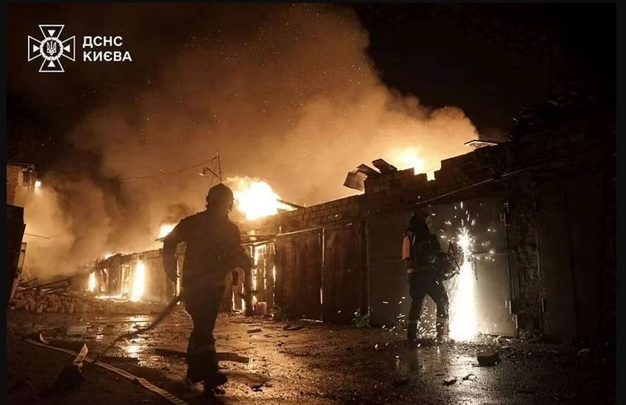 Ukraina sulmon me dronë Moskën para paradës së madhe ushtarake, mbyllen aeroportet