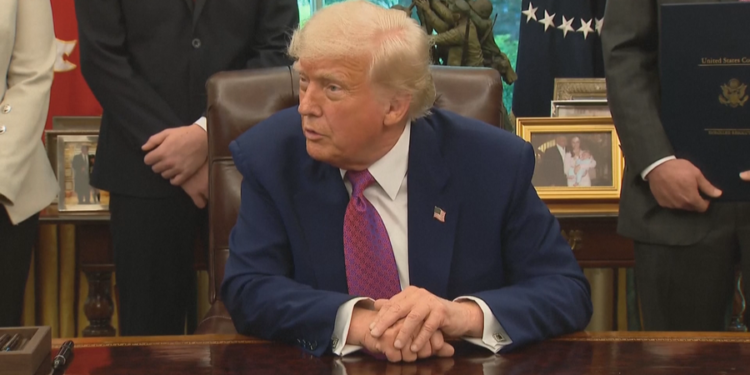 ‘Taco’, nofka që tërboi Trump, ja si i përgjigjet gazetares Presidenti amerikan