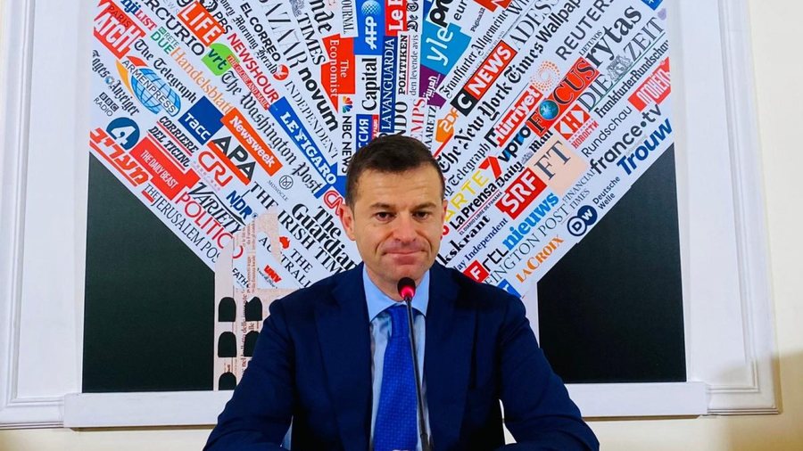 Arrestohet në flagrancë Kryebashkiaku, u kap teksa po fuste paratë në xhep