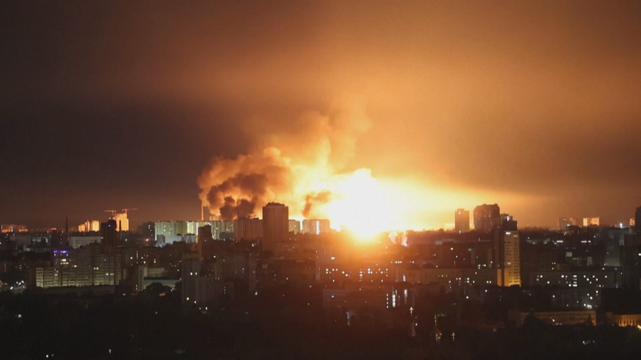 Shpërthime dhe viktima, Rusia kryen sulm masiv me dronë e raketa në Ukrainë