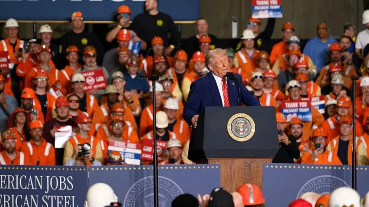 Trump ‘godet’ sërish! Dyfishon tarifat për çelikun dhe aluminin, premton bonus për punëtorët amerikanë