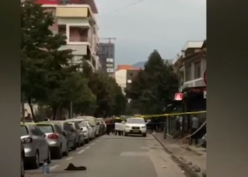 EMRI/ Plagoset me armë zjarri një person në Durrës, detajet e para