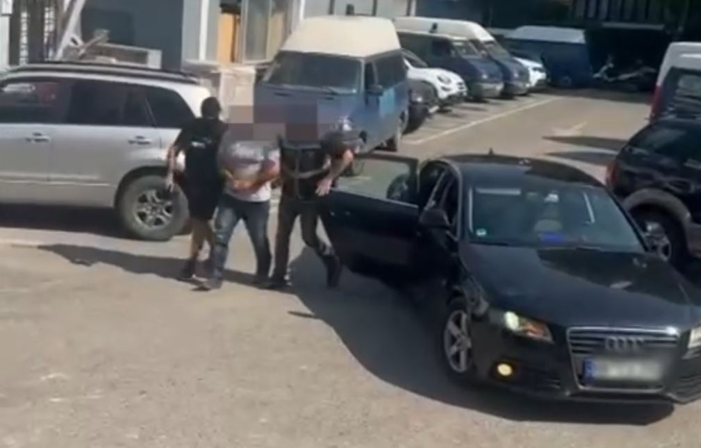 Prokuroria çon në gjyq Dritan Hoxhën, çfarë zbuluan hetimet për vrasjen e shqiptarit në Greqi