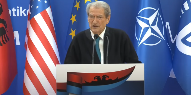 “Na i vodhën votat karteles e drogës”, Berisha thirrje Donald Trump: Grupet shqiptare shpalli organizata terroriste
