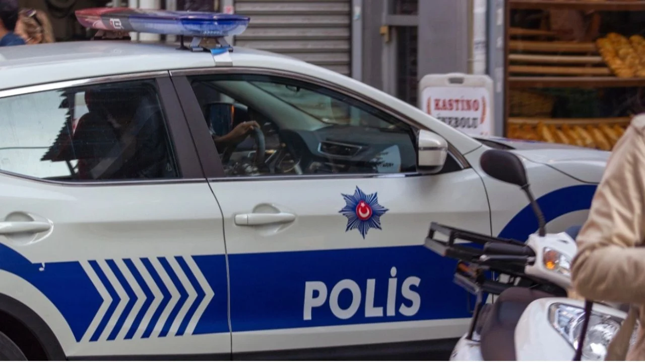 Aksion anti-opozitar në Turqi, “furi” arrestimesh ndaj zyrtarëve të opozitës