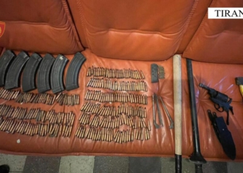 64-vjeçari mbush shtëpinë me municion, çfarë i gjeti policia në Tiranë
