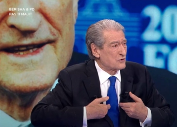 “Dora e zezë e Postës Shqiptare ndikoi në votat e diasporës”, Berisha fajëson edhe DHL për humbjen më 11 maj: Bashkëpunoi me qeverinë shqiptare e shkeli kontratën