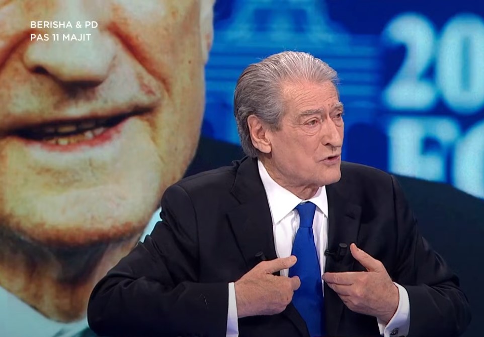 “Dora e zezë e Postës Shqiptare ndikoi në votat e diasporës”, Berisha fajëson edhe DHL për humbjen më 11 maj: Bashkëpunoi me qeverinë shqiptare e shkeli kontratën
