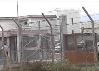 Shpërthim në rrethimin e burgut të Fushë Krujës, Policia në ndjekje të një personi