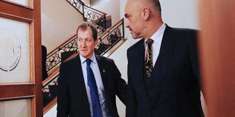 “Skandaloze që Veliaj mbahet në burg pa akuzë”, ish-këshilltari i Tony Blair: SPAK duhet të lëvizë…