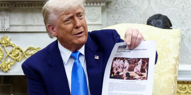 Vuri me “shpatulla pas muri” presidentin afrikano-jugor, por Trump gaboi me pamjet