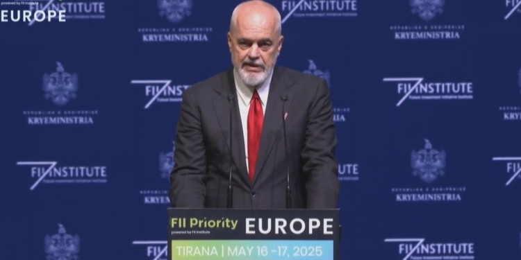 Rama: Shumë të rinj europianë që studiojnë në Tiranë duan të qëndrojnë në vendin tonë