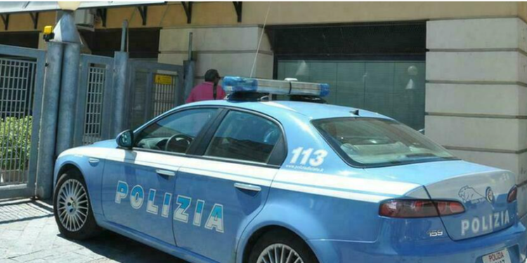 Kapet në Firence çifti shqiptar me 23 kg kokainë, gjenden edhe mbi 11 mijë euro cash të fshehura pas një pikture