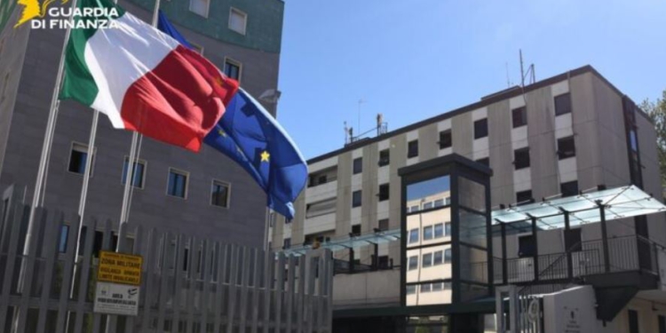 Sekuestrohen 5 kg kokainë në Itali, në pranga dy shqiptarë