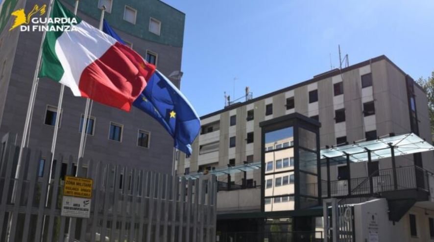 Sekuestrohen 5 kg kokainë në Itali, në pranga dy shqiptarë